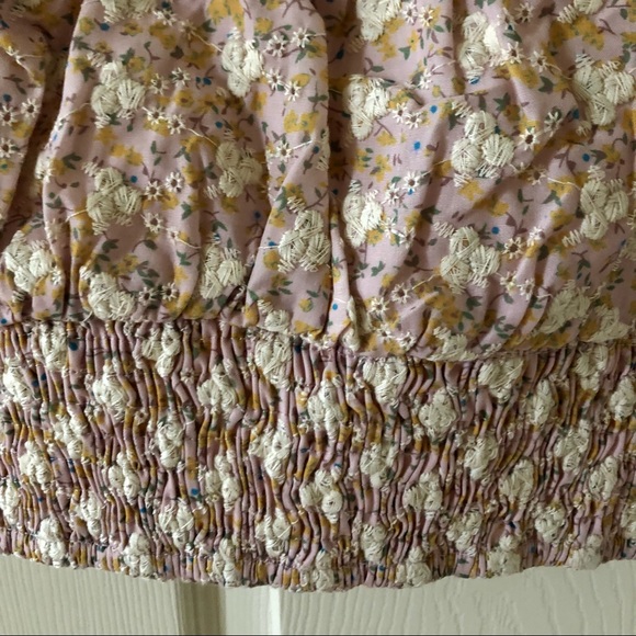 NWOT large embroidered floral crop top - Picture 6 of 6